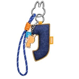 Labubu The Monsters Pin For Love Letter Pendant (J)